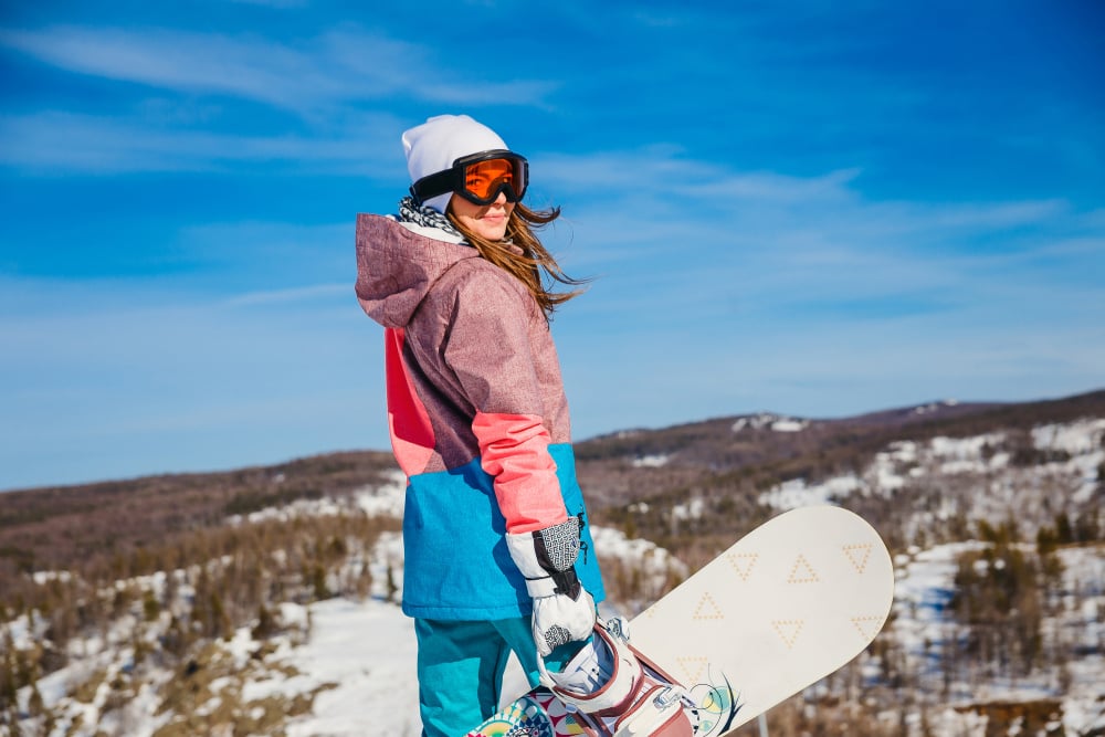 Jak vybrat kvalitní bundu na snowboard