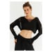 Cool & Sexy Women's Black Knitwear Crop Top