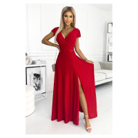 Červené třpytivé šaty s volánkovými rukávy