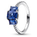 Pandora Třpytivý stříbrný prsten s modrými krystaly Timeless 192389C01