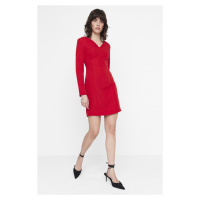 Mini šaty Trendyol Red s výstřihem do V