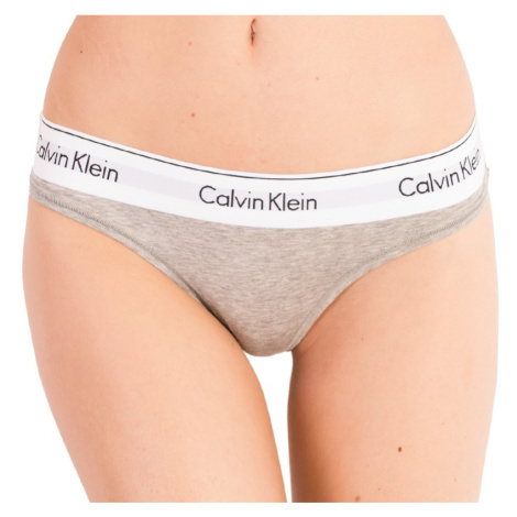 Dámská tanga Calvin Klein nadrozměr šedá (QF5117E-020)