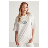 GRIMELANGE Janna Women's Crew Neck Oversize Fit 100% Cotton Printed White / Green T-shirt
