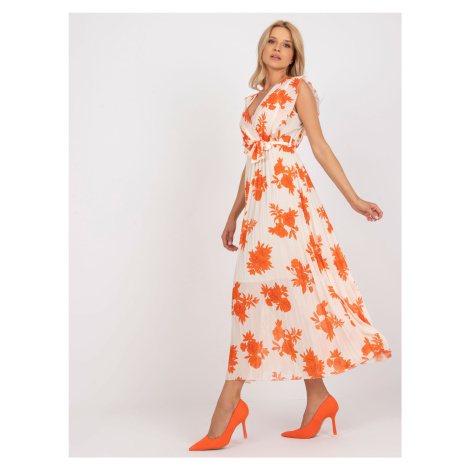 Béžové a oranžové dlouhé plisované šaty s potisky Fashionhunters