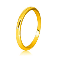 Diamantový prsten ze žlutého 14K zlata - tenká hladká ramena, čirý briliant