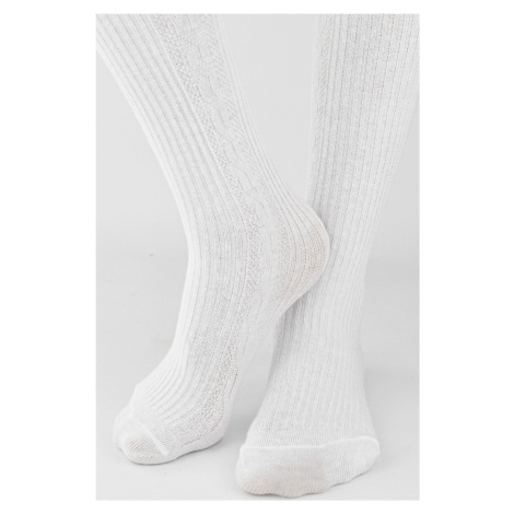 Bílé dívčí punčocháče