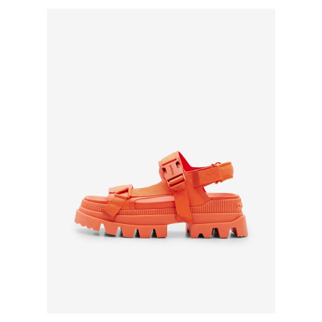 Oranžové dámské sandály na platformě Desigual Road