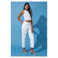 Trendyol White Front Buttoned High Waist Mom Jeans