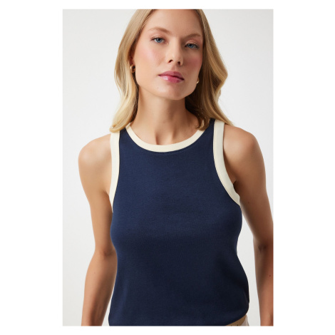 Happiness İstanbul Women's Navy Blue Sleeveless Contrast Colored Blouse