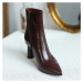 Kožené boty dámské špičaté na sloupkovém podpatku OZUTAA