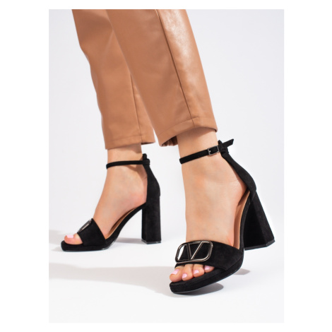 Výborné sandály černé dámské na širokém podpatku VINCEZA