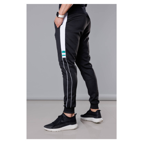 Černé pánské teplákové kalhoty s lampasy (8K161) J.STYLE