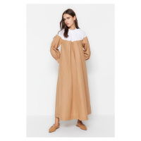 Trendyol Camel Color Block Shromažďování a detail kapsy Bavlněné tkané šaty se širokým střihem