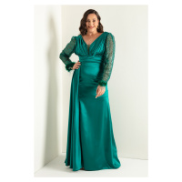 Lafaba Women's Emerald Green V-Neck Long Plus Size Evening Dress with Stones and Slits on the Sl