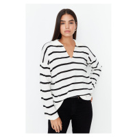 Trendyol Black Super Wide Fit Striped Knitwear Sweater