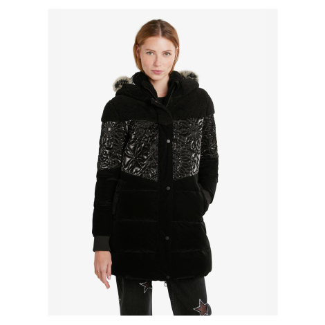 Černý dámský prošívaný zimní kabát Desigual