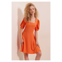 Pletené šaty Bigdart 2339 Čtvercový Výstřih - Oranžové