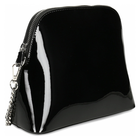 Černá dámská lakovaná kabelka