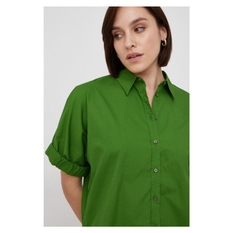 Bavlněné tričko United Colors of Benetton zelená barva, relaxed, s klasickým límcem