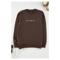 Trendyol Brown Regular/Normal Cut City Printed Crew Neck Sweatshirt