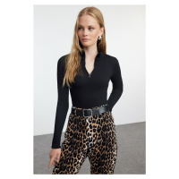 Trendyol Black Fitted Zipper Collar Stretchy Knitted Blouse