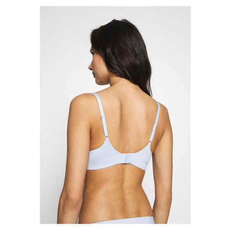 Podprsenka push-up QF4083E-GR4 - Calvin Klein