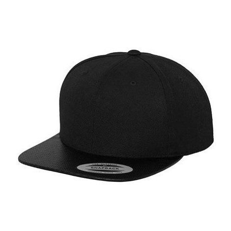 snapback kšiltovka s rovným karbonovým kšiltem Flexfit