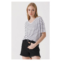 Bigdart 4307 Oversized Stripe T-Shirt - White