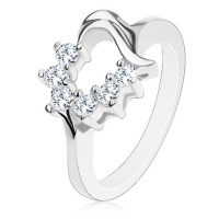 Prsten s konturou srdíčka ve stříbrné barvě, transparentní kulaté zirkonky