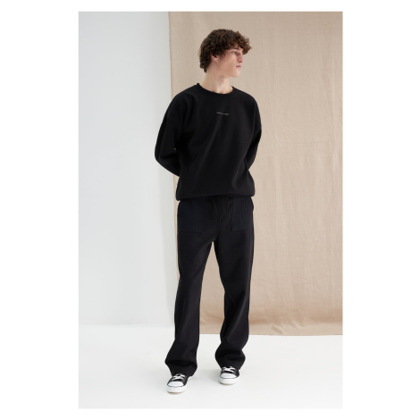 Trendyol Black Oversize/Wide-Fit Pocket Textured Sweatpants