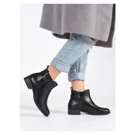Klasické kotníkové boty dámské černé bez podpatku