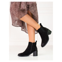 Komfortní kotníčkové boty dámské černé na širokém podpatku