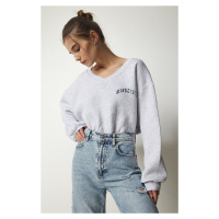Happiness İstanbul Women's Gray Melange V-Neck Oversize Crop Knitted Sweatshirt