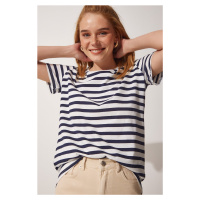 Happiness İstanbul Women's Navy Blue White Crew Neck Comfortable Fit Striped Tshirt