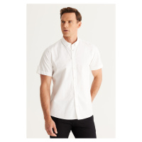 AC&Co / Altınyıldız Classics Men's White Slim Fit Slim Fit Buttoned Collar Cotton Short Sleeved 