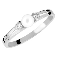 Brilio Něžný prsten z bílého zlata s krystaly a pravou perlou 225 001 00241 07