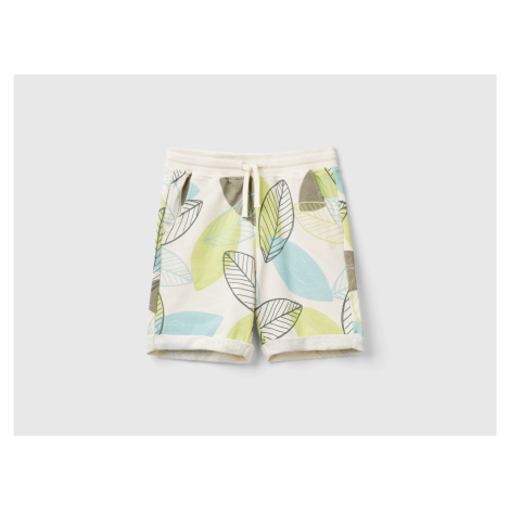 Benetton, Bermudas With Leaf Print United Colors of Benetton