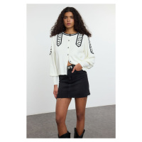 Trendyol Ecru Embroidered Knitted Cardigan