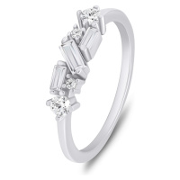 Brilio Silver Okouzlující stříbrný prsten s kubickými zirkony RI071W