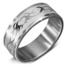 Ocelový prstýnek ve stříbrné barvě s potiskem srdce v ornamentu