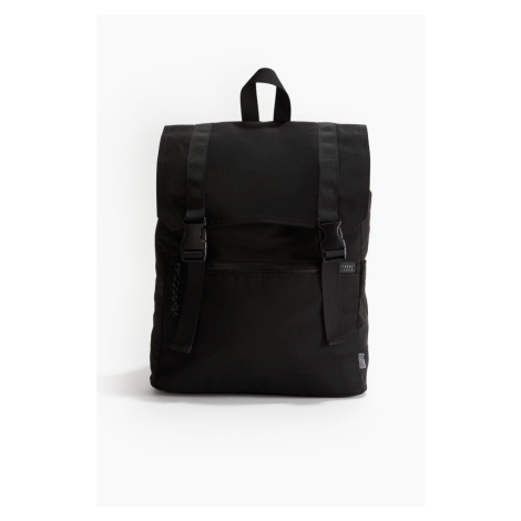 H & M - Vodoodpudivý sportovní batoh - černá H&M