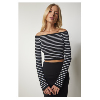 Happiness İstanbul Women's Black Square Neck Striped Crop Blouse