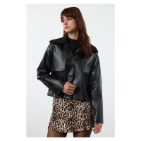 Trendyol Black Oversize Molded Collar Detachable Für Detailed Faux Leather Coat