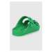 Dětské pantofle Birkenstock zelená barva