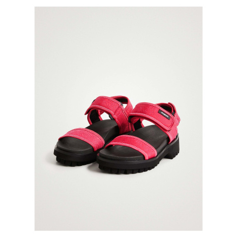 Růžové dámské sandály Desigual Track Sandal