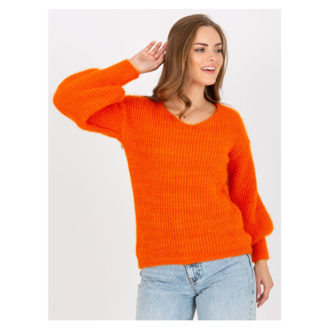 Oranžový nadýchaný klasický svetr s mohérem OCH BELLA Fashionhunters