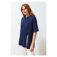 Trendyol Navy Blue 100% Single Jersey Relaxed/Comfortable Fit Asymmetric Knitted T-Shirt