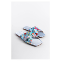 Capone Outfitters Women's Slippers