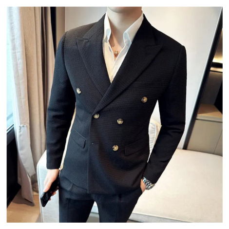 Elegantní dvoudílný pánský oblek s dvouřadým sakem