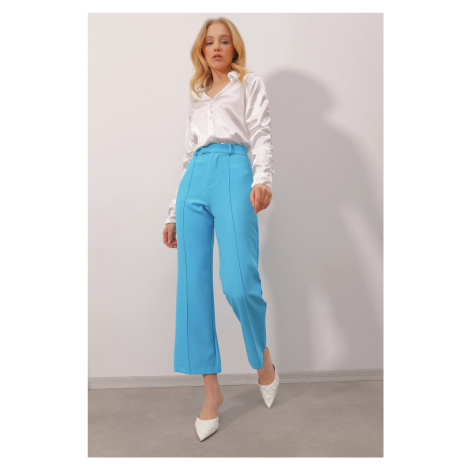 Trend Alaçatı Stili Women's Turquoise Blue Stitching at the Front Woven Collar Trousers